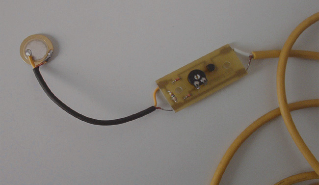circuito impreso con piezo el&eacute;ctrico